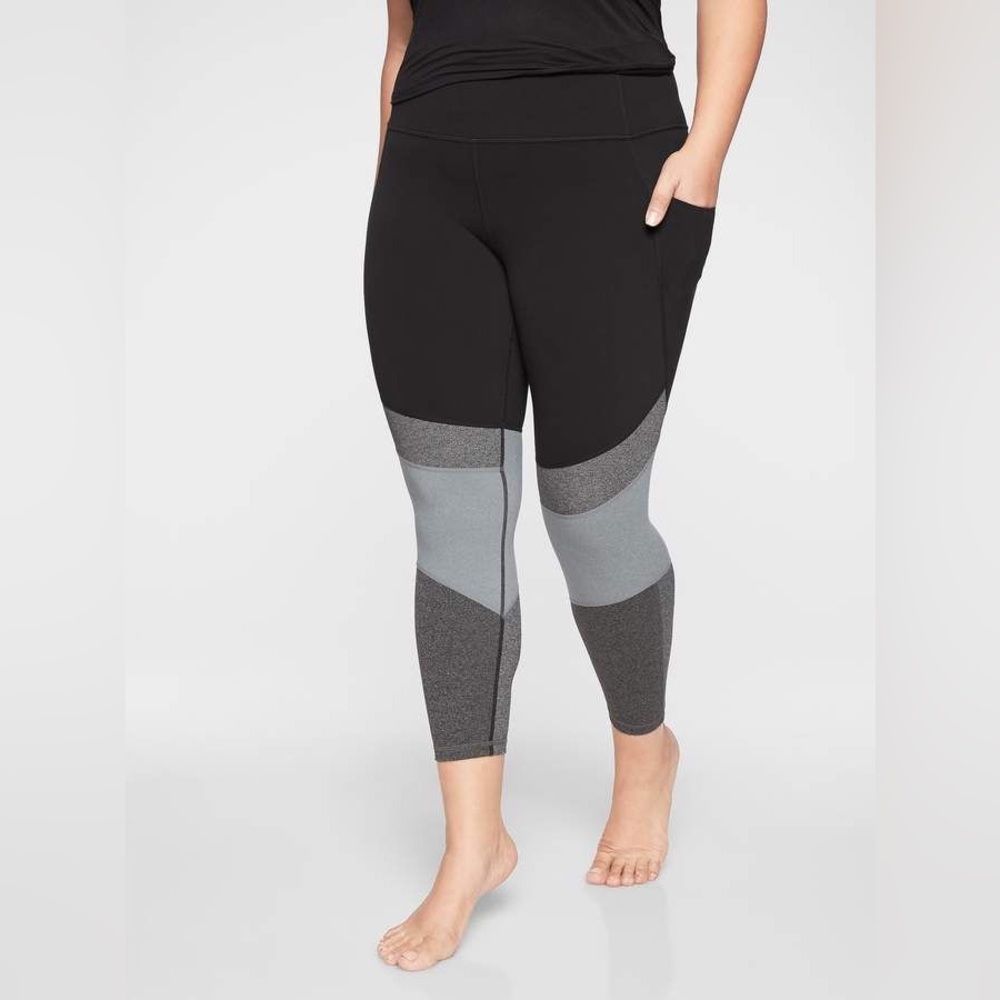 Athleta Cropped Colorblock Leggings